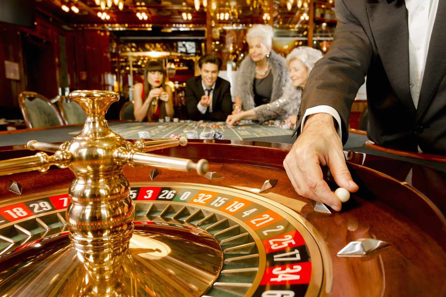 Bonus deposit pertama 100% promosi Ratu38 untuk member baru slot dan kasino online Indonesia